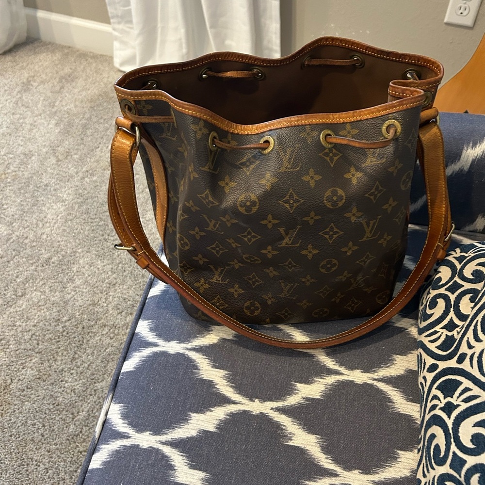 Louis Vuitton Brown Monogram Messenger Bag - Picture 5 of 5